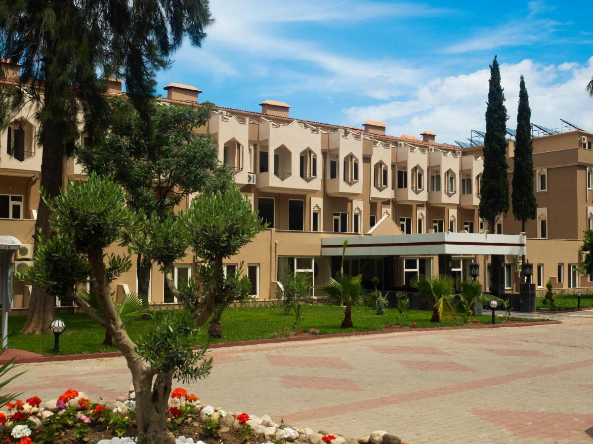 Alexius Beach Hotel Белдиби Екстериор снимка