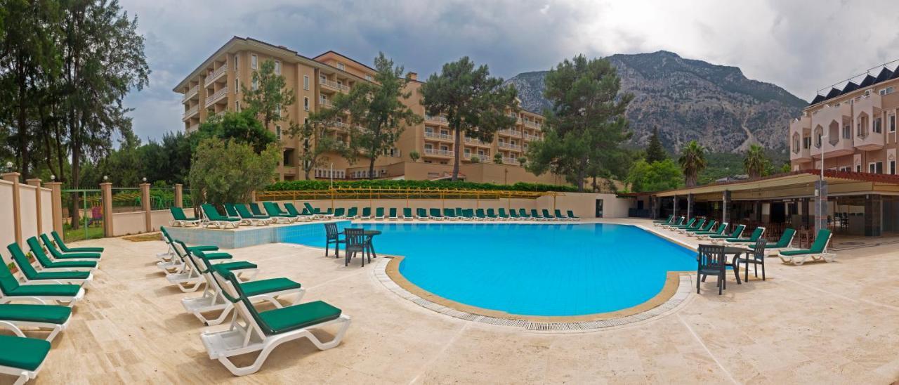 Alexius Beach Hotel Белдиби Екстериор снимка
