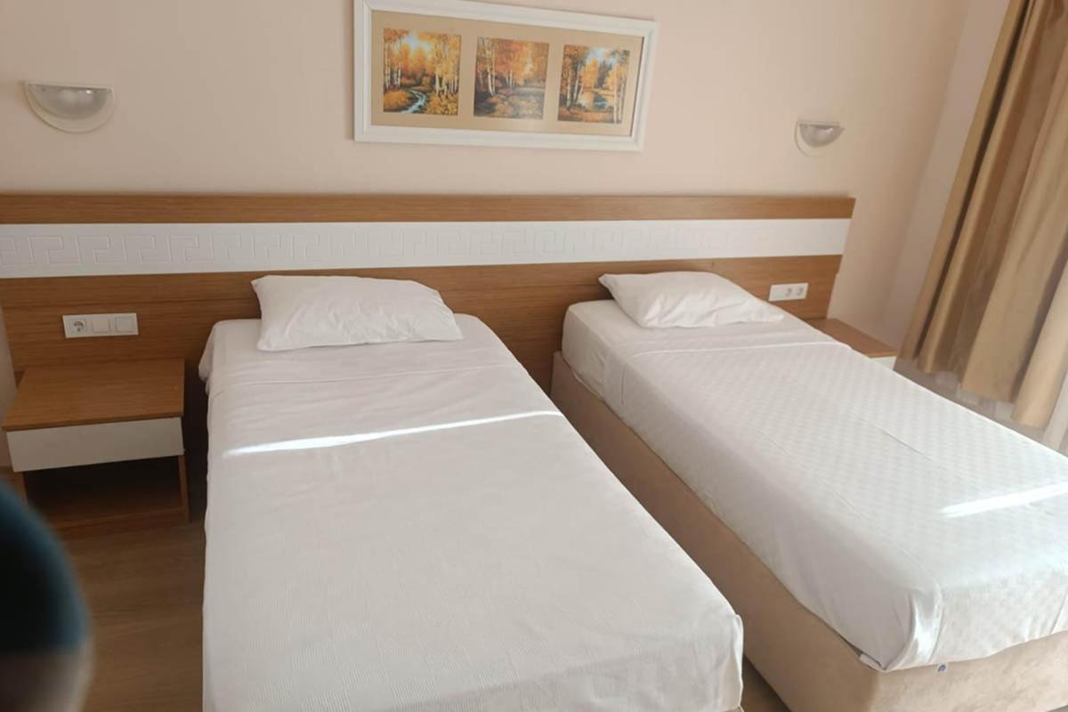 Alexius Beach Hotel Белдиби Екстериор снимка