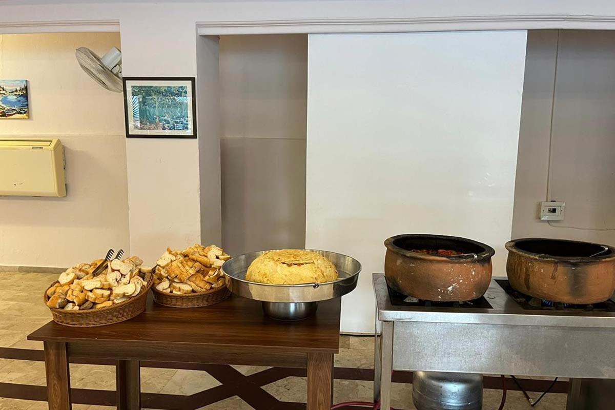 Alexius Beach Hotel Белдиби Екстериор снимка